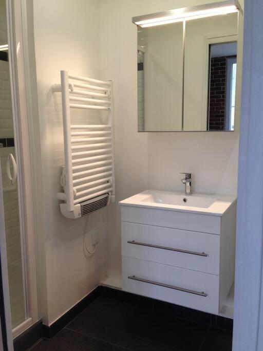 Duplex 45M2 -Zac L'Oreal - Palais De Justice Paris Clichy Ngoại thất bức ảnh